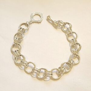 Unique Silver Plated Textured Double Circle Linked Chain Bracelet 7 1/4"